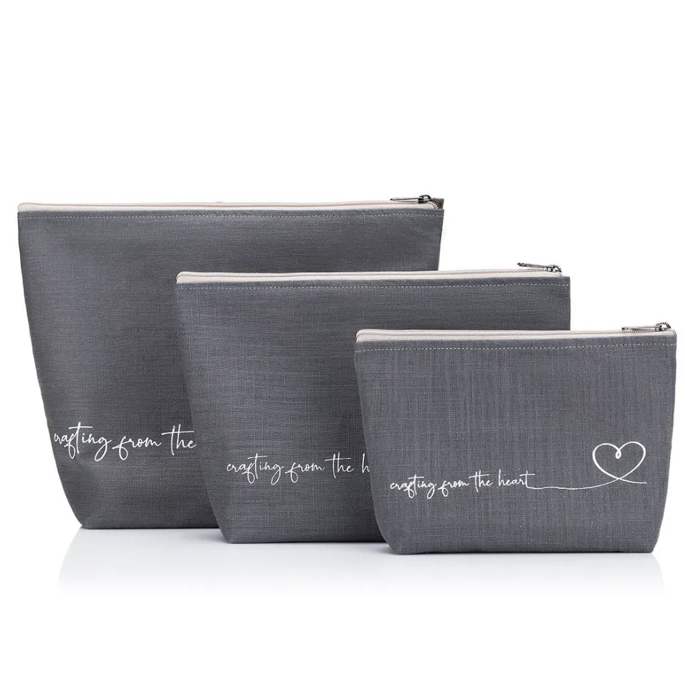della Q - Mesh   Zip Linen Collection