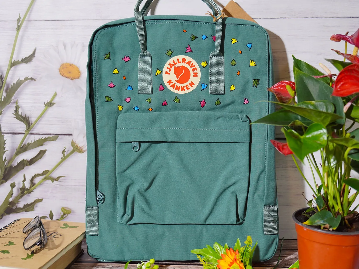 Fjallraven kanken backpack custom embroidered Heartstopper Leaves