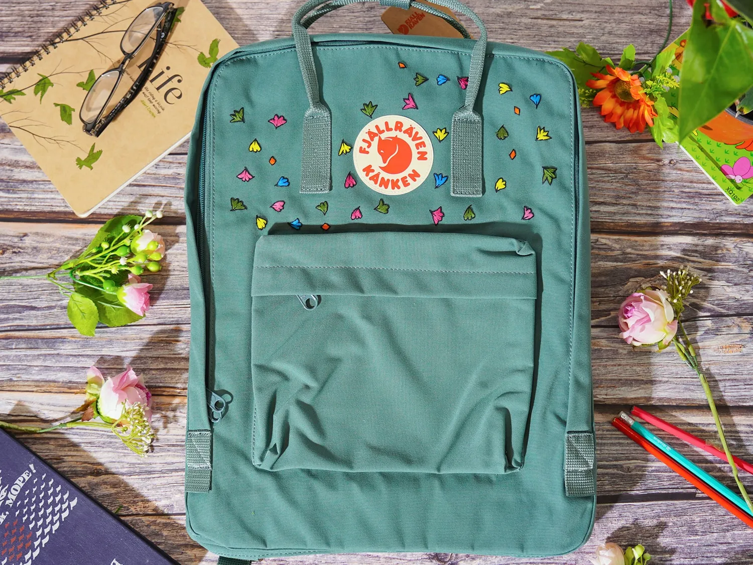 Fjallraven kanken backpack custom embroidered Heartstopper Leaves