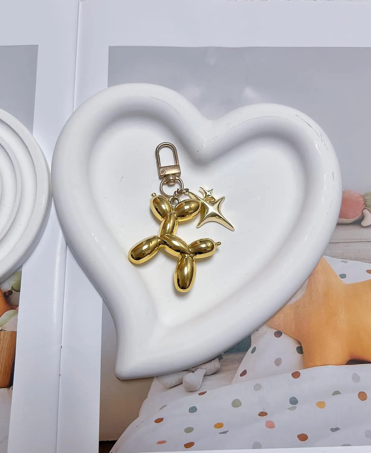 LAEKOU Cute Star Balloon Dog Keychain, Y2K Bag Charms Keychains Accessories for Women, Aesthetic Key Chain
