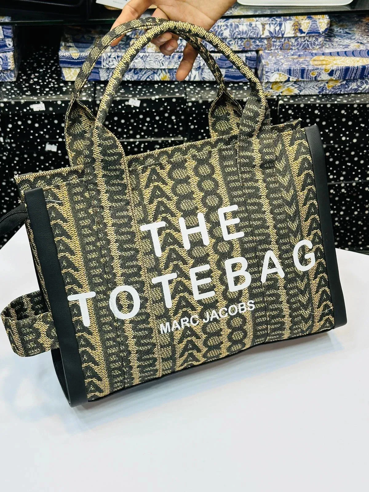 MARC JACOBS MONOGRAM TOTE BAG - BROWN