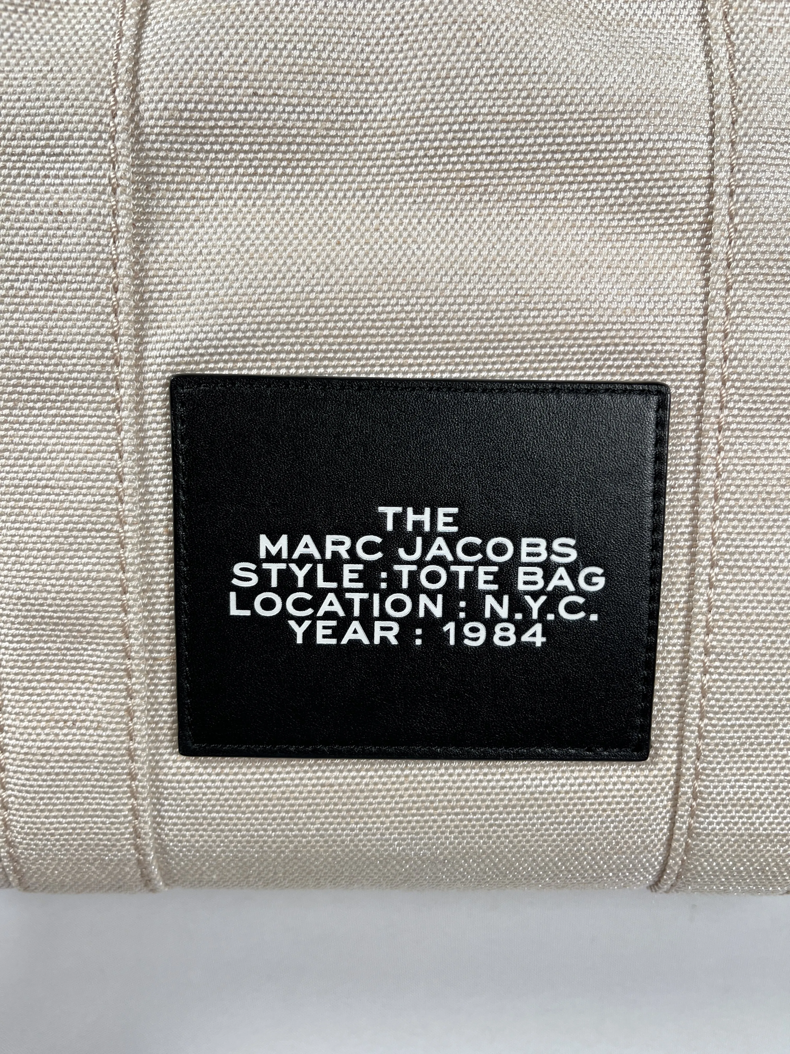 MARC JACOBS - THE MEDIUM CANVAS TOTE BAG