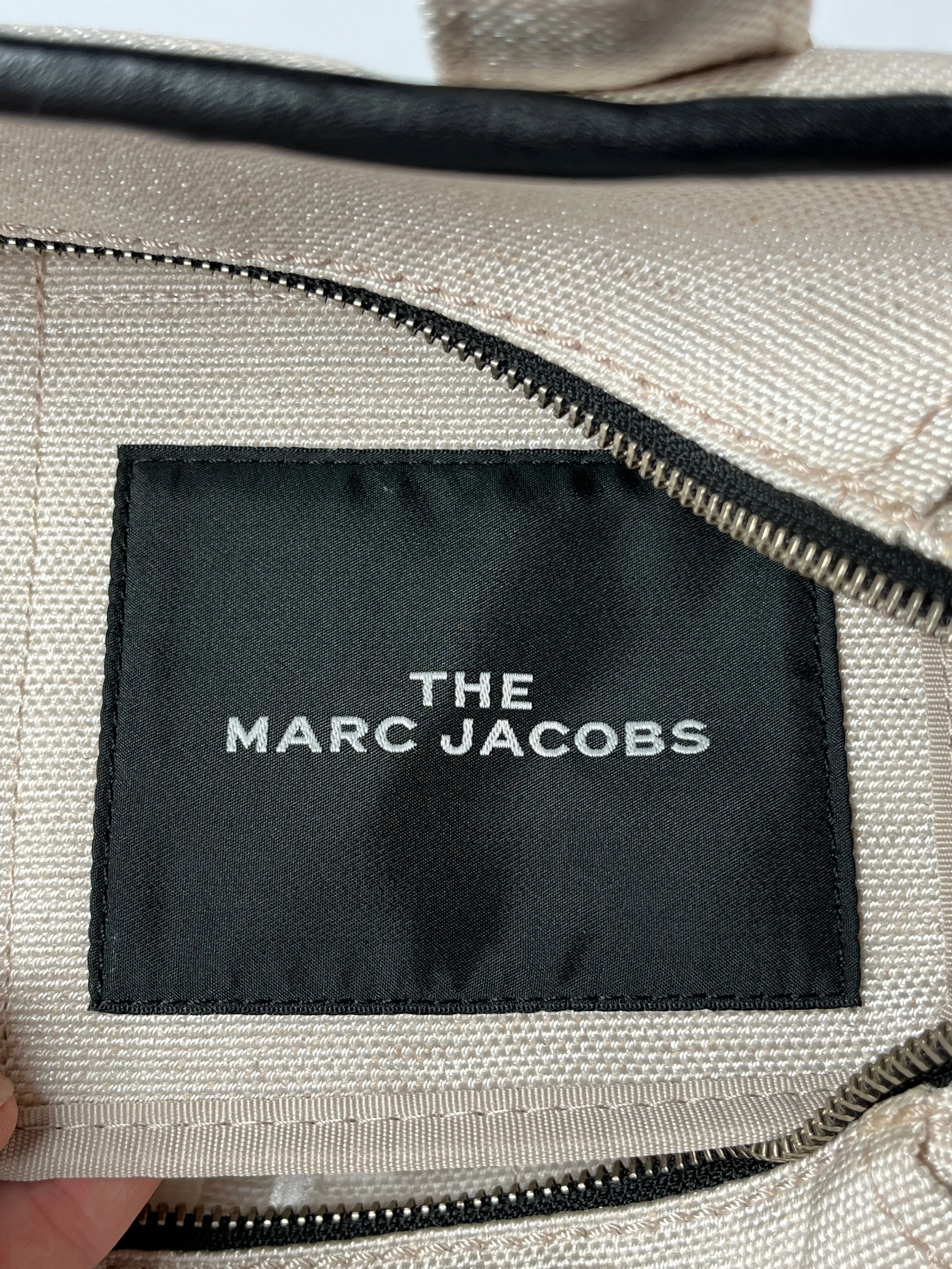MARC JACOBS - THE MEDIUM CANVAS TOTE BAG