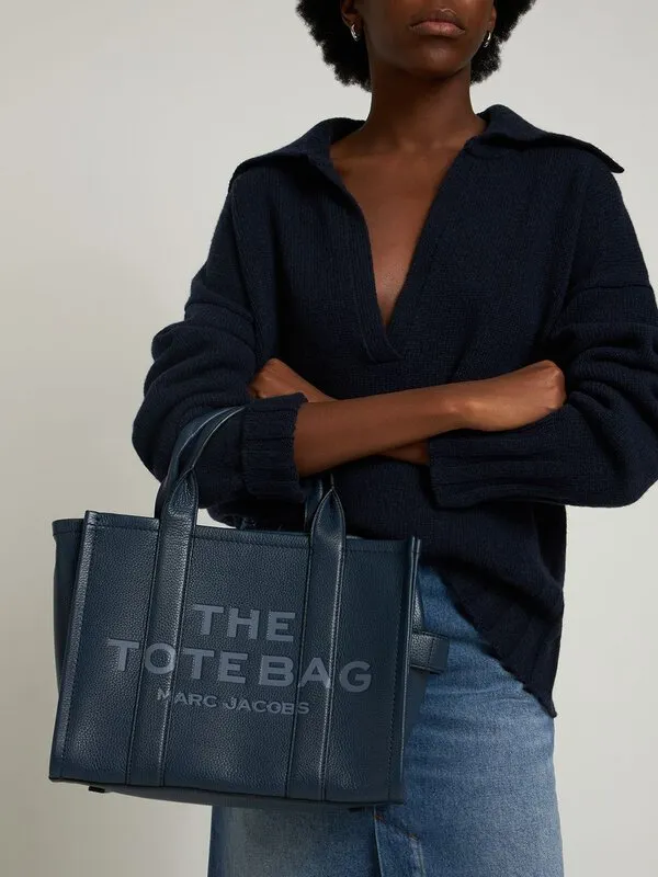 Marc Jacobs – The Tote Bag Medium (Blue sea)