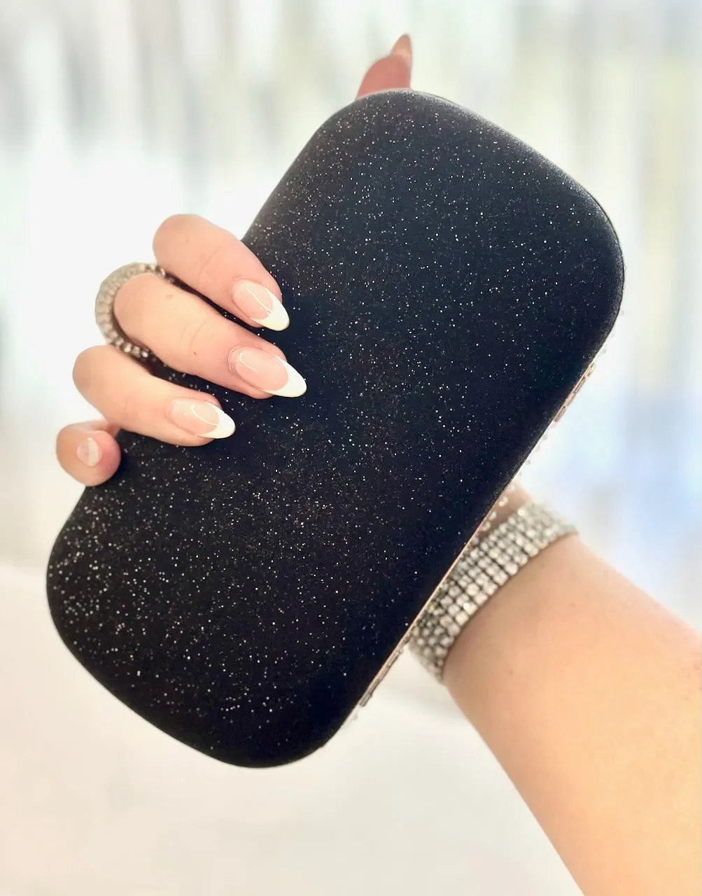 Royal Nightfall Clutch - Black