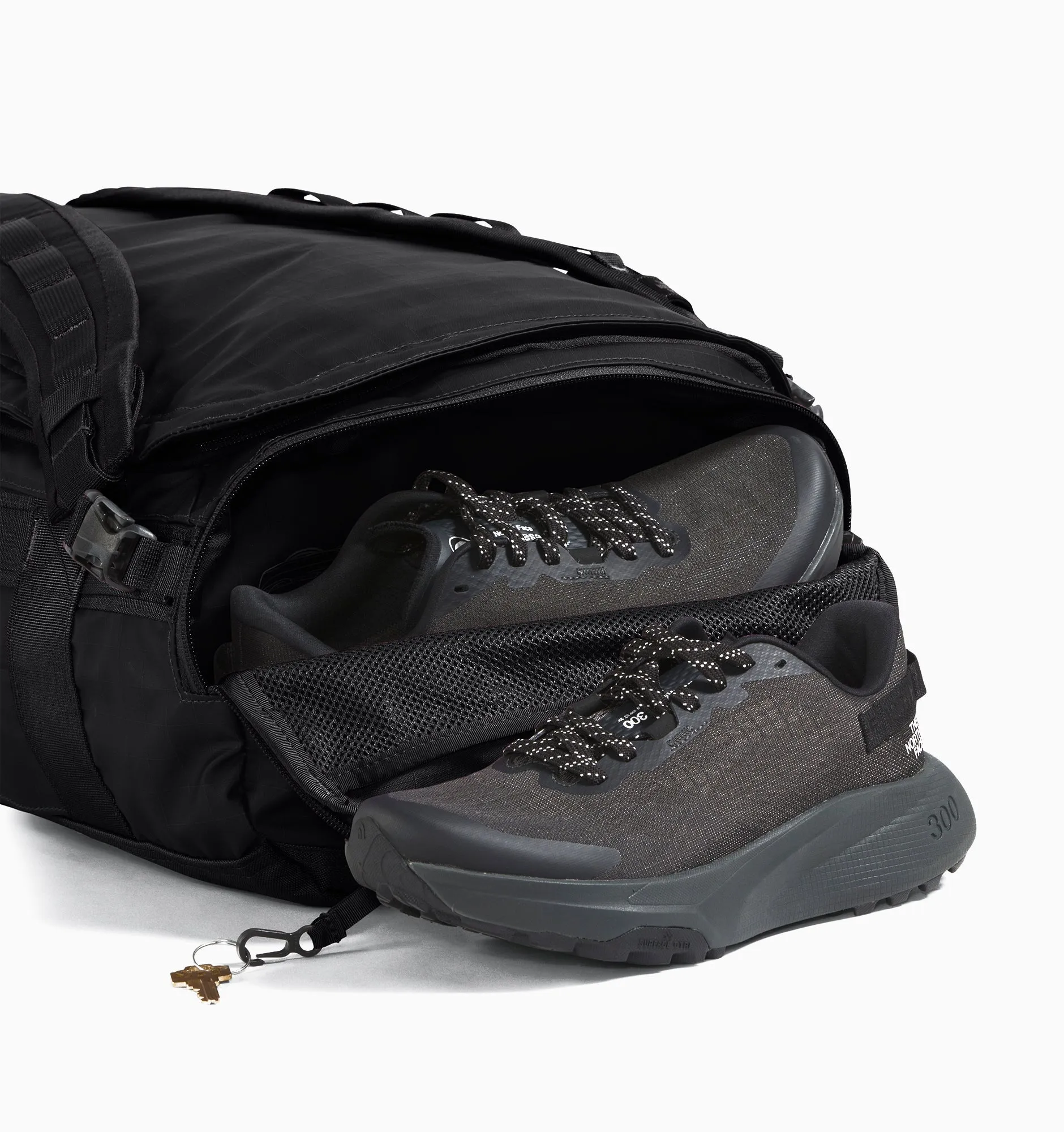 The North Face Base Camp Voyager Duffel 32L