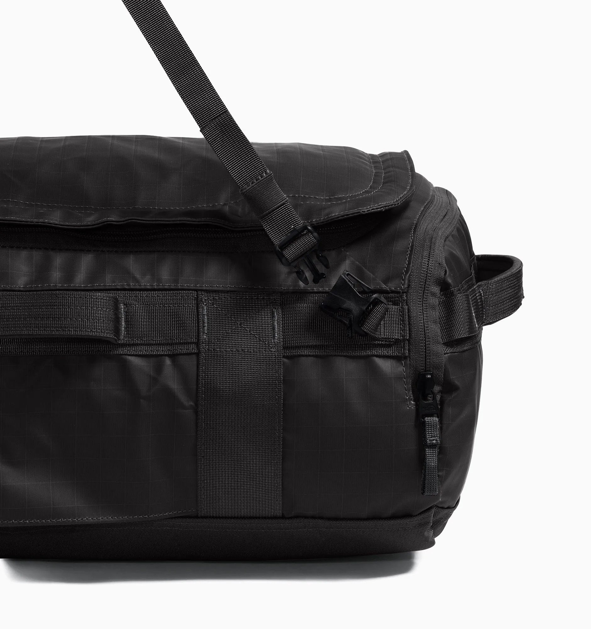 The North Face Base Camp Voyager Duffel 32L