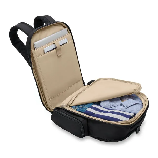 Traveler Backpack - Baseline Collection #BL300